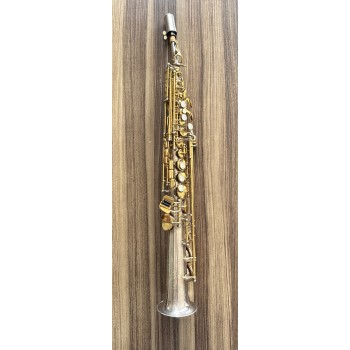 Sax Soprano Jupiter Artist Corpo Prateado com Chaves Douradas